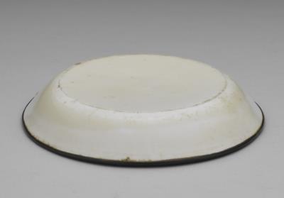 图片[2]-Dish with incised lotus decoration in white glaze, Ding ware, Northern Song to Jin dynasty, 11th-13th century-China Archive